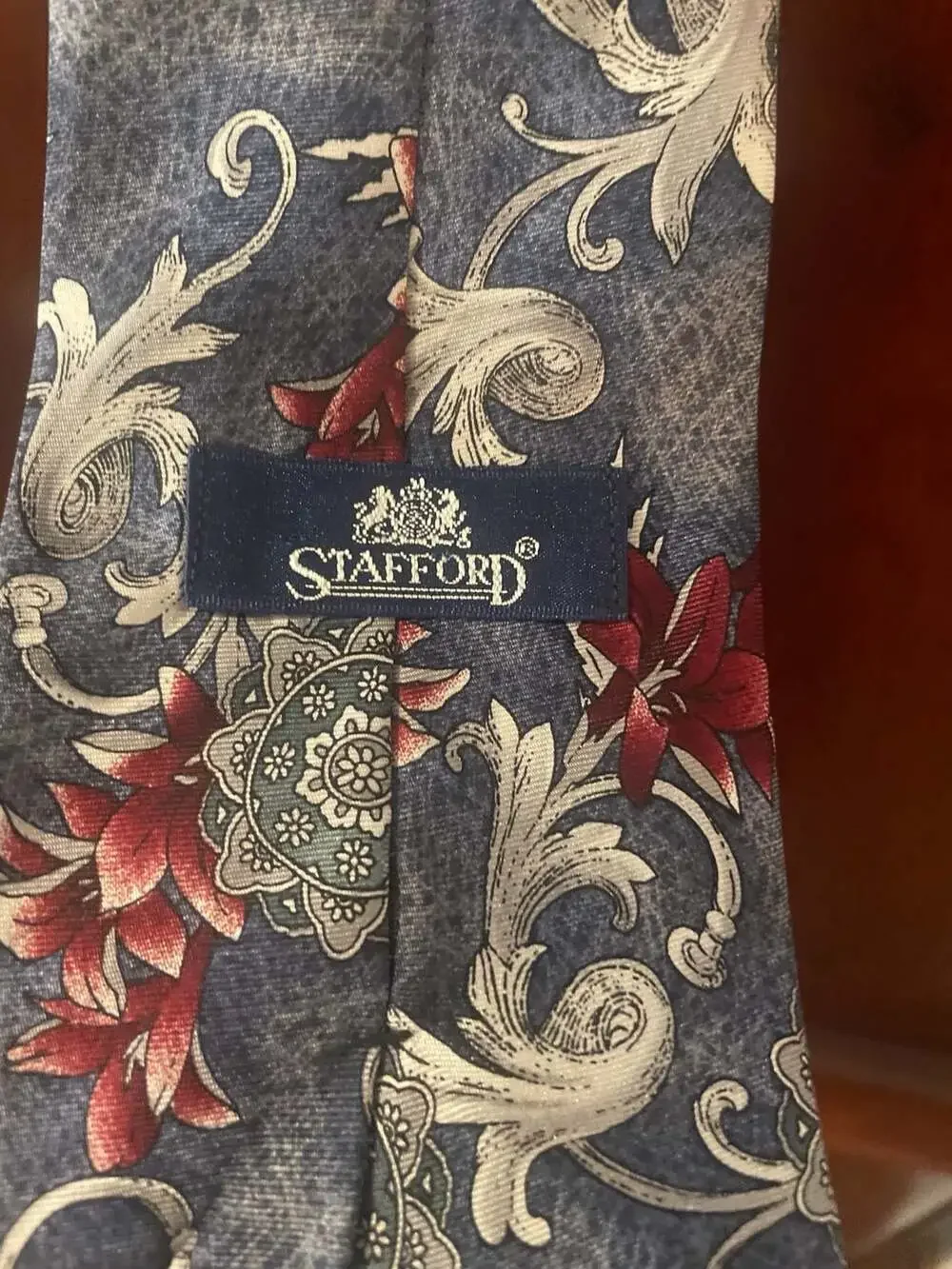 Stafford Men's Blue and Burgundy Floral Silk Necktie